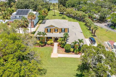 234 High St Tarpon Springs, FL 34689