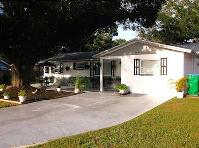 8653 91st St Seminole, FL 33777