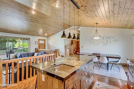 6485 Mountain View Dr Park City, UT 84098