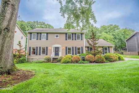 708 E Fox Den Dr Knoxville, TN 37934