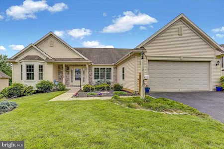 112 Copper Beech Ln Womelsdorf, PA 19567
