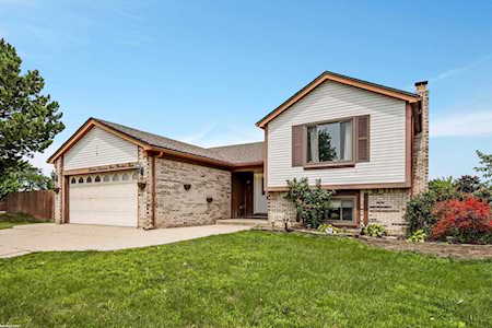 13903 Wales Ct Sterling Heights, MI 48312