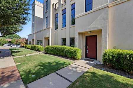 912 Magnolia Green Fort Worth, TX 76104