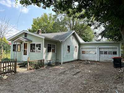 172 Central Avenue Buckeye Lake, OH 43008