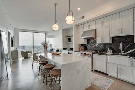 1616 West End Ave #2810 Nashville, TN 37203