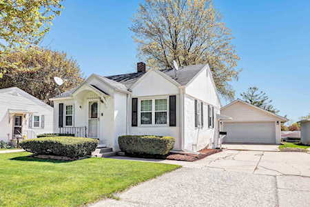 1135 S Ridge Rd Green Bay, City of Green Bay, WI 54304-2375
