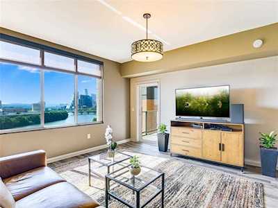 54 Rainey ST #1112 Austin, TX 78701