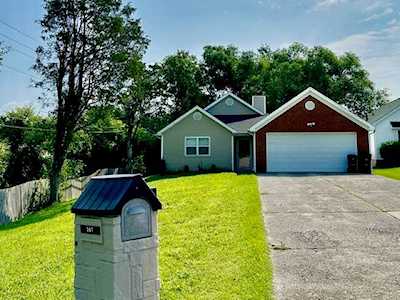 361 Garden Point Dr Frankfort, KY 40601