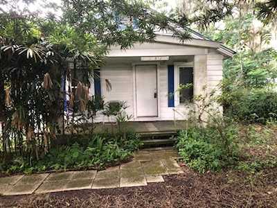 14812 21st St Dade City, FL 33523