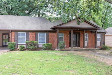 3467 Fox Meadows Rd Memphis, TN 38115