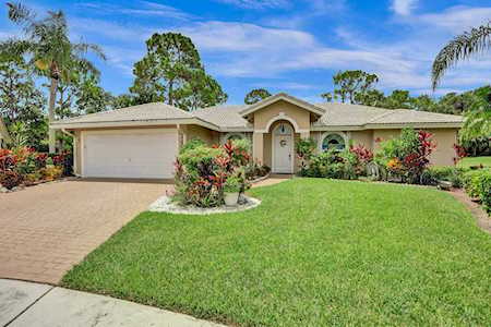104 Churchill Drive Royal Palm Beach, FL 33411