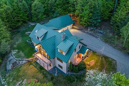 178 Straits Rd New Hampton, NH 03256