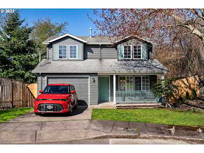 4525 N Colonial AVE Portland, OR 97217