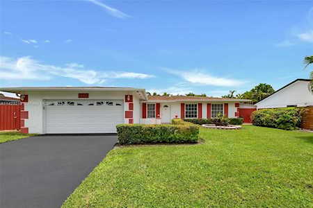 8021 SW 134th Ave Miami, FL 33183