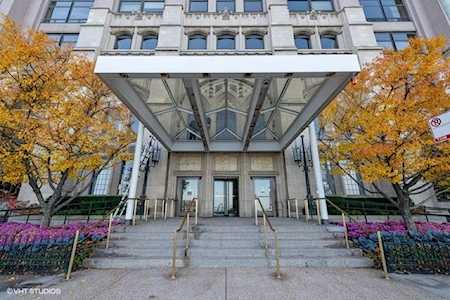 680 N Lake Shore Dr #705 Chicago, IL 60611