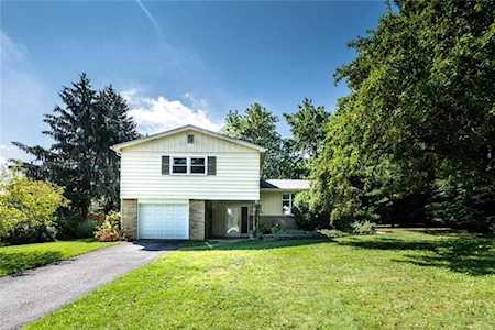 374 Spruce St Emmaus, PA 18049