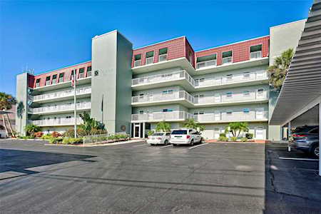 950 Tarpon Center Dr #202 Venice, FL 34285
