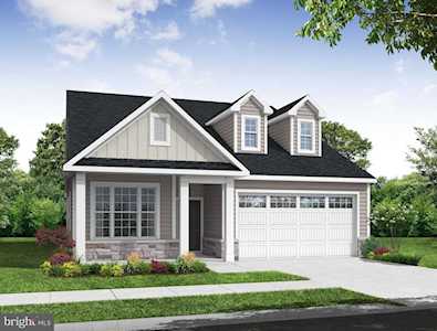 1 Vinegold Dr Mullica Hill, NJ 08062
