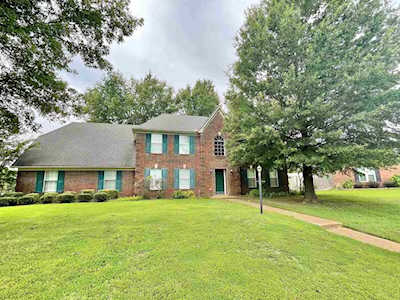 3061 Shadow Bridge Cv Lakeland, TN 38002