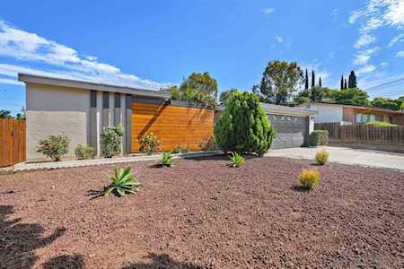 8212 Kaplan Drive San Diego, CA 92123