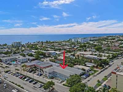 4652 N Poinciana St #6 Lauderdale By The Sea, FL 33308