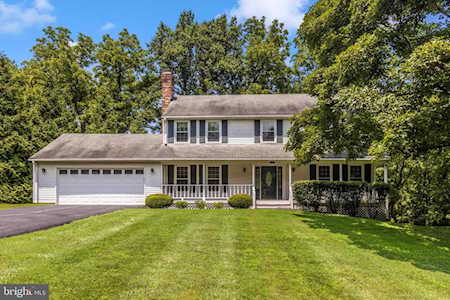 7210 Meadow Wood Way Clarksville, MD 21029