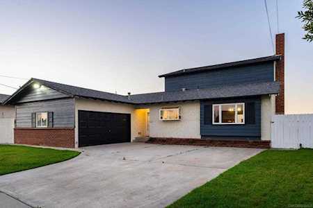 655 Floyd Ave Chula Vista, CA 91910