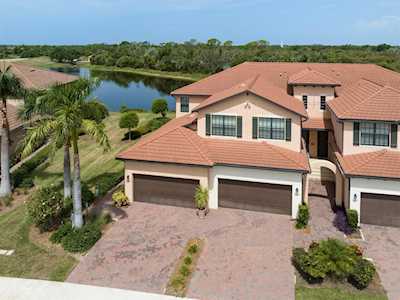 23329 Awabuki Dr #23329 Venice, FL 34293