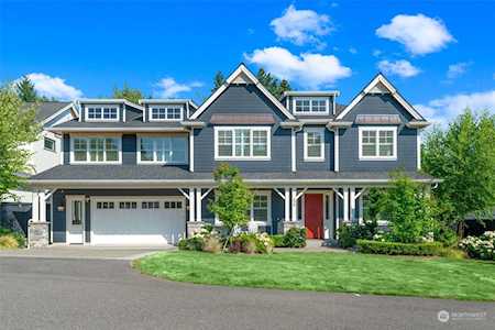 106 97th Ave NE Bellevue, WA 98004