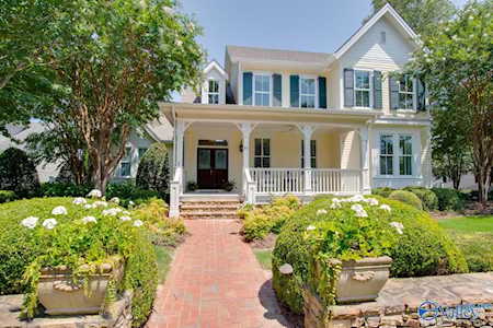 37 SE Ledge View Drive Huntsville, AL 35802