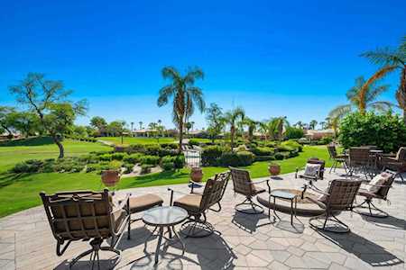 396 Tomahawk Dr Palm Desert, CA 92211