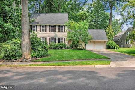 102 Wexford Dr Cherry Hill, NJ 08003