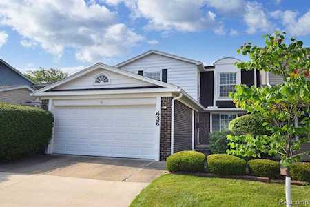 436 Lockmoor Ct Grand Blanc, MI 48439