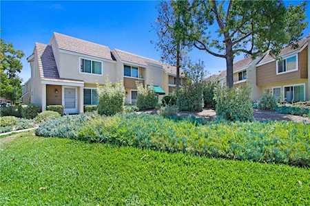 25 Brookfield Irvine, CA 92604