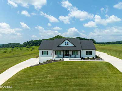 755 Longview Dr Greenback, TN 37742
