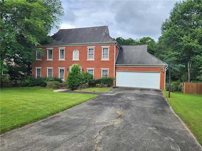 4684 Equestrian Way Dunwoody, GA 30338