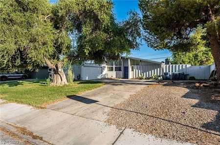 1655 Commanche Dr Las Vegas, NV 89169