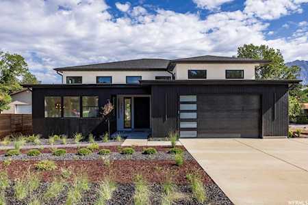 2631 E Robidoux Rd Sandy, UT 84093