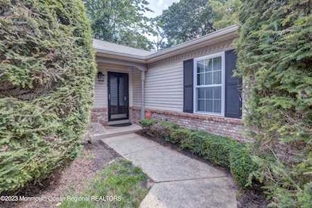 134 Gettysburg Ln #37 Holmdel, NJ 07733