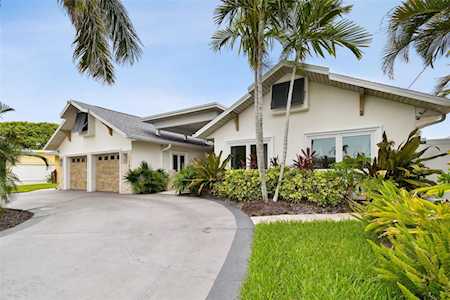 1837 Venetian Point Dr Clearwater, FL 33755