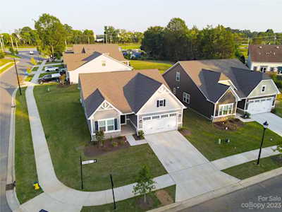 6501 Cambridge Dr Harrisburg, NC 28075
