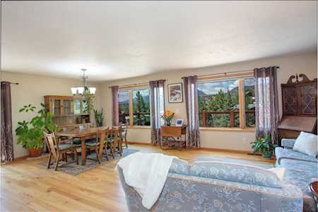 226 Royal Redbird Dr Silverthorne, CO 80498