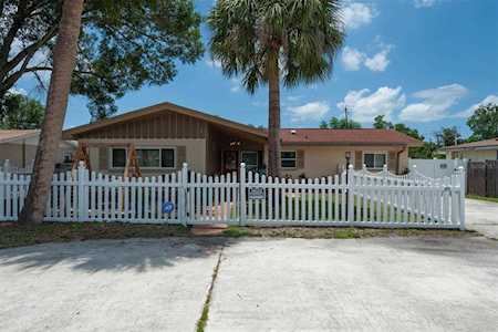 2209 Philippe PARKWAY Safety Harbor, FL 34695