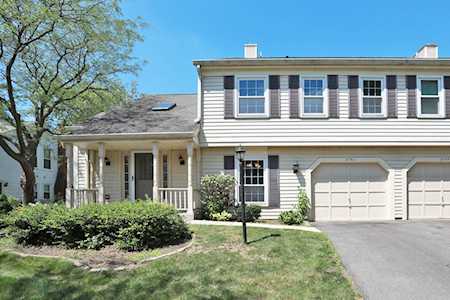 2750 College Hill Circle Schaumburg, IL 60193