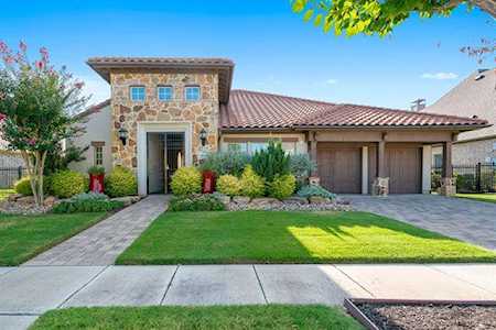 2925 Veranda Southlake, TX 76092