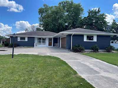 1607 Westchester Drive North Manchester, IN 46962
