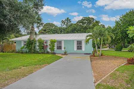 4142 NE Cheri Drive Jensen Beach, FL 34957