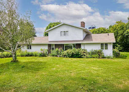 9073 Hogsback Rd Lena, Town of Little River, WI 54139-9431