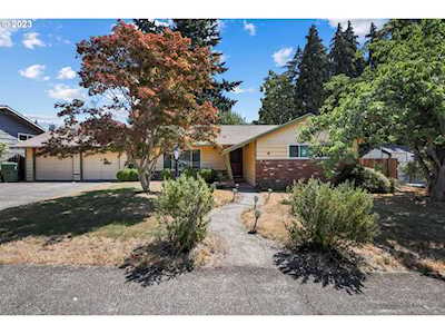 680 Clarmount ST Salem, OR 97304