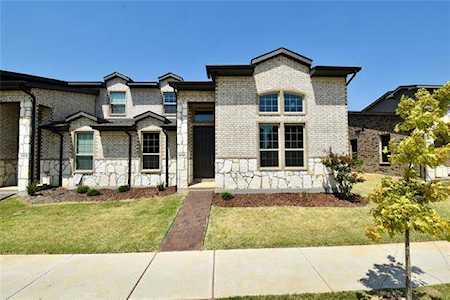 3420 SOLONA Circle Denton, TX 76207